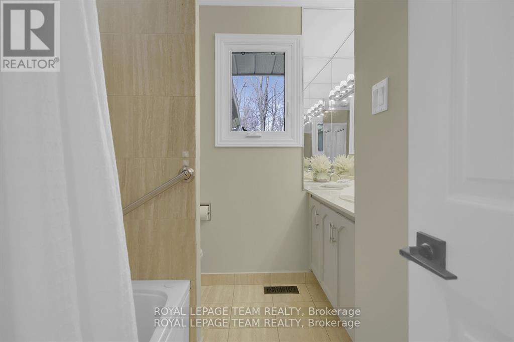 1781 Rhodes Crescent, Ottawa, Ontario  K1H 5T1 - Photo 27 - X12217055