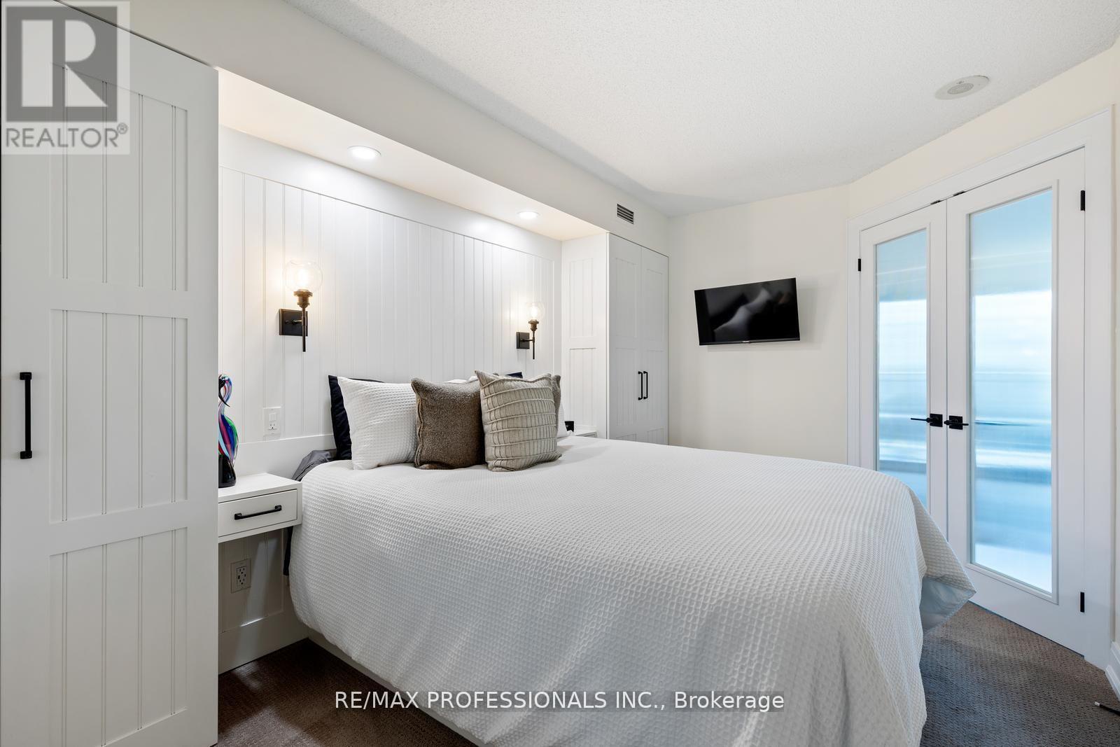 517 - 410 Queens Quay W, Toronto, Ontario  M5V 3T1 - Photo 19 - C12081245
