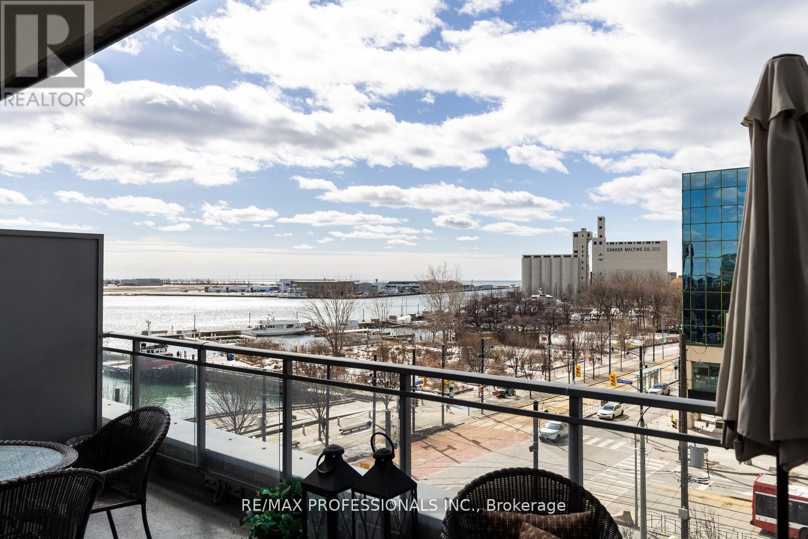 517 - 410 Queens Quay W, Toronto, Ontario  M5V 3T1 - Photo 30 - C12081245
