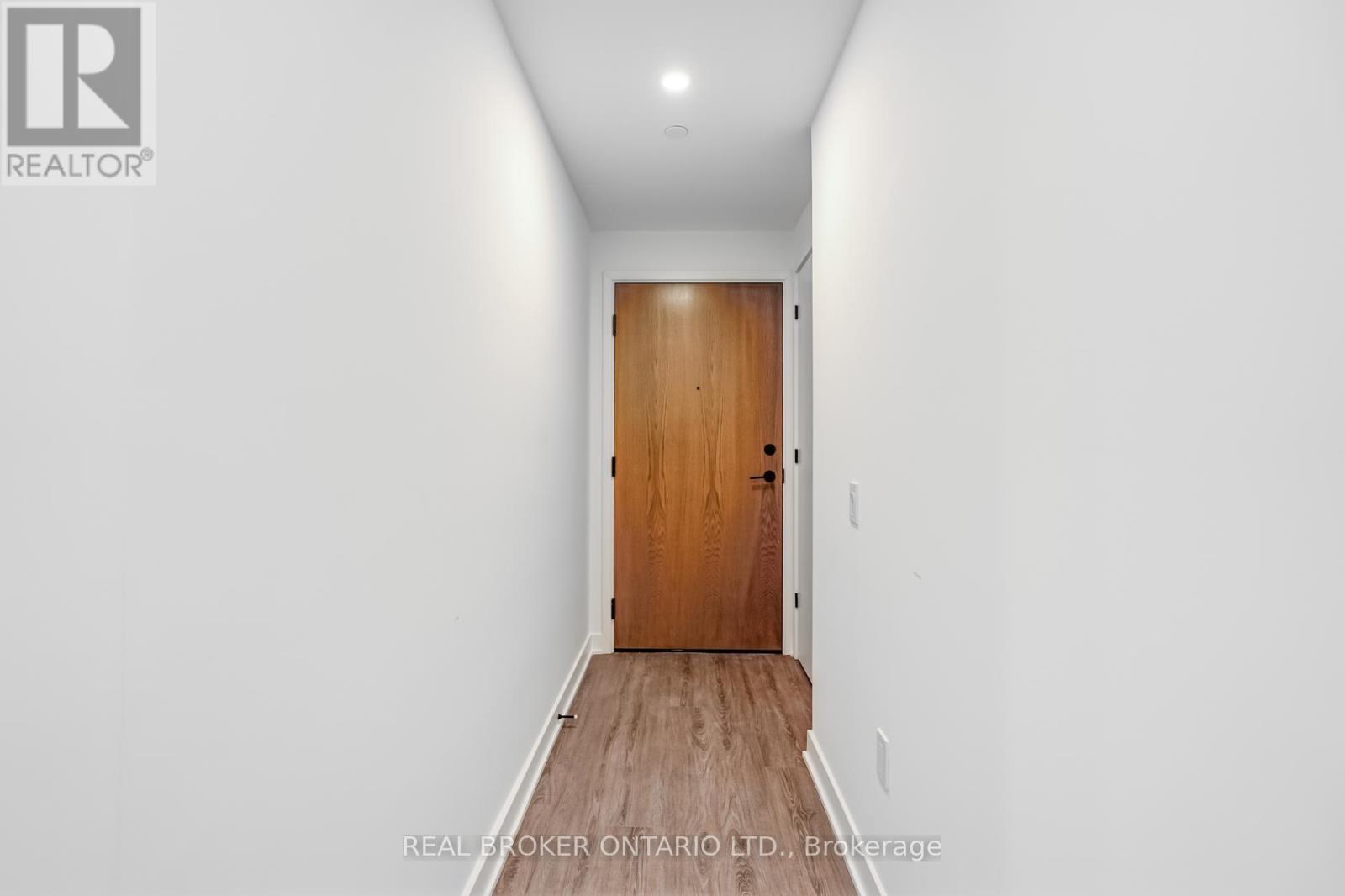 55 Charles St Street E, Toronto (Church-Yonge Corridor), Ontario  M4Y 0J1 - Photo 3 - C12216645
