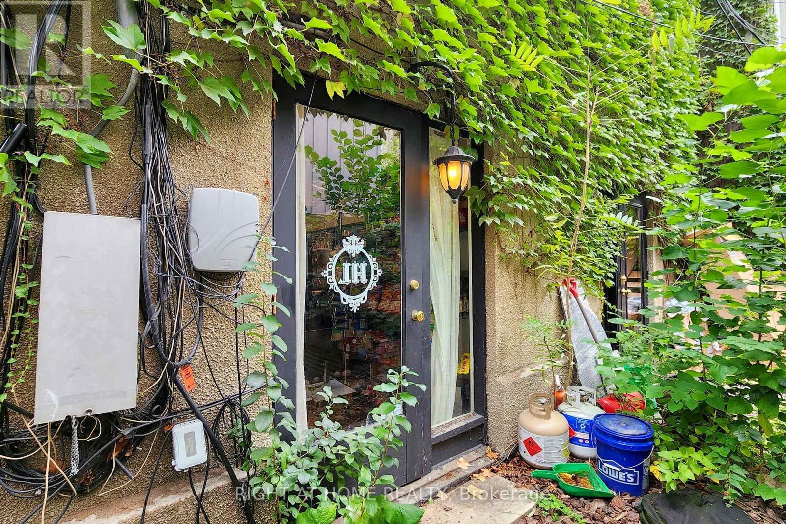 394 King Street E, Toronto (Moss Park), Ontario  M5A 1K9 - Photo 48 - C12216686