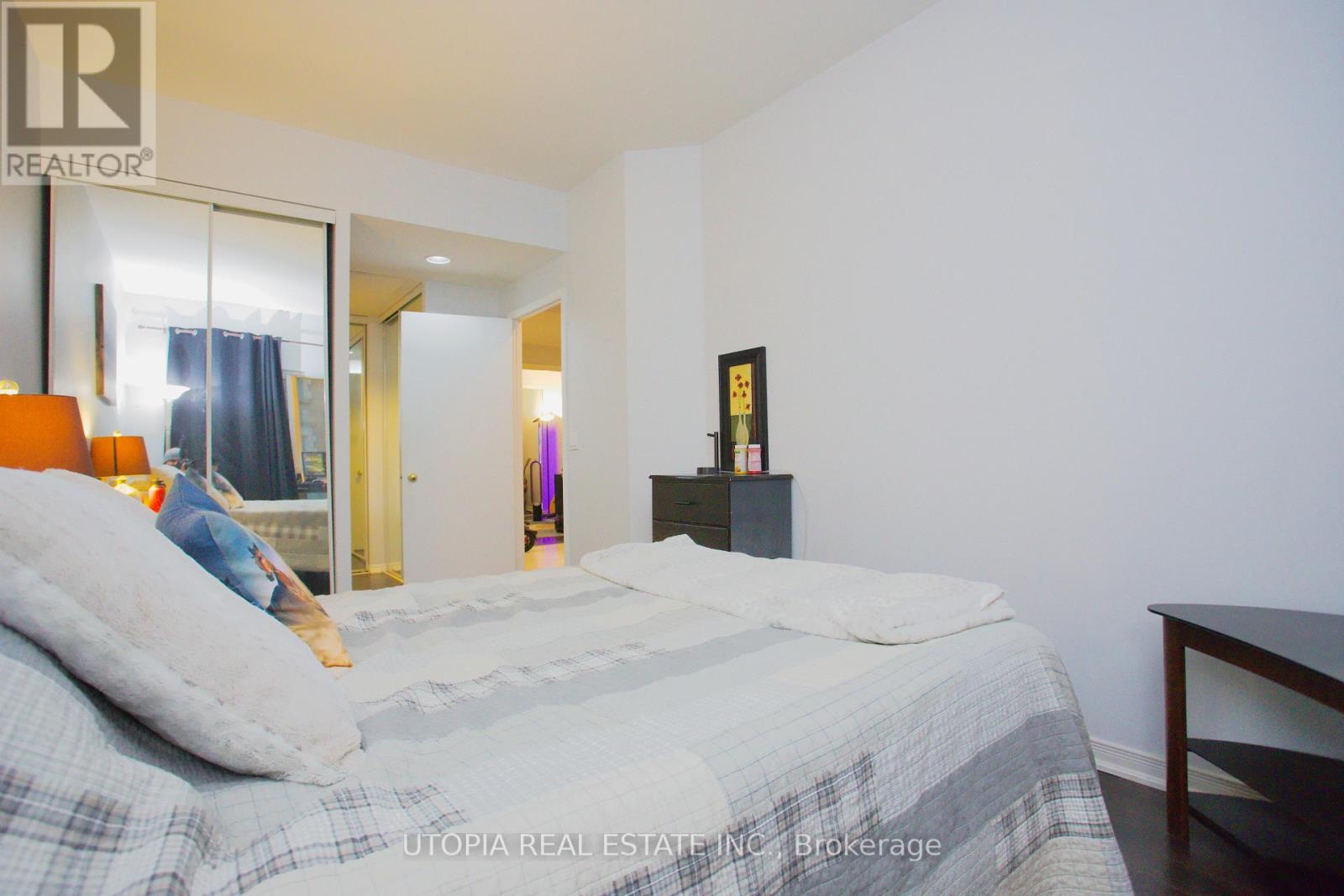 517 - 7 King Street E, Toronto (Church-Yonge Corridor), Ontario  M5C 1B2 - Photo 16 - C12216709