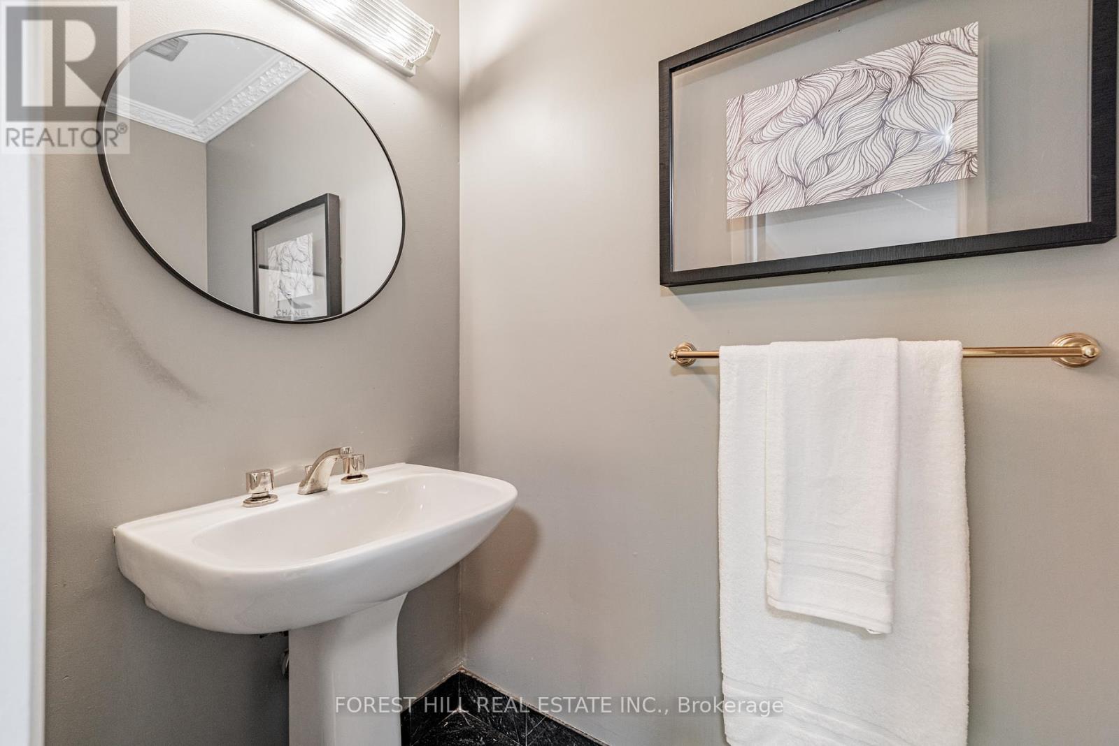37 Abbeywood Trail, Toronto, Ontario  M3B 3B4 - Photo 12 - C12216765