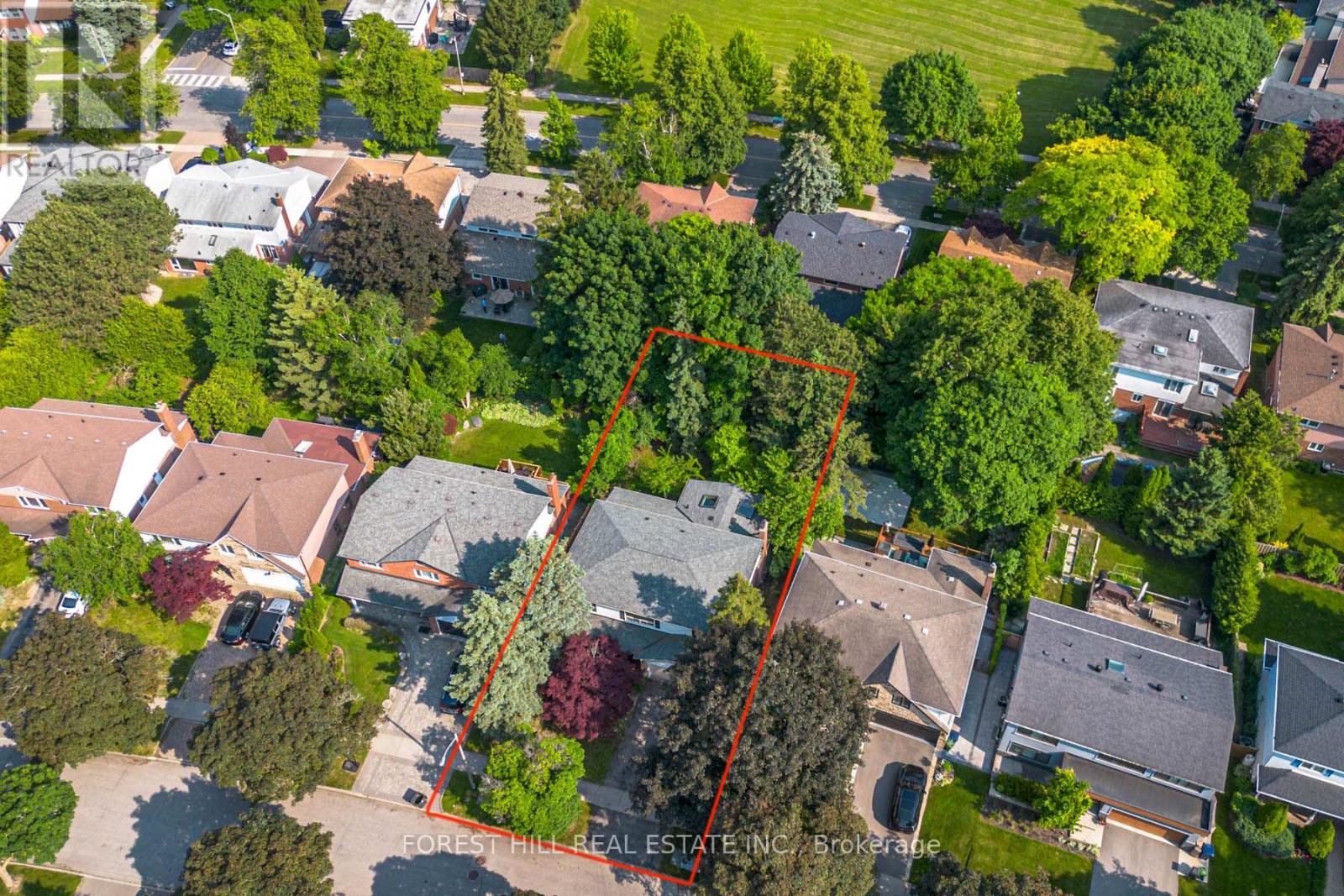 37 Abbeywood Trail, Toronto, Ontario  M3B 3B4 - Photo 25 - C12216765