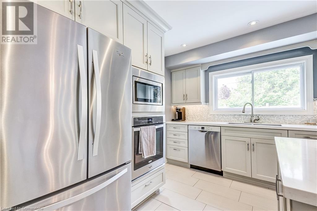 5203 Broughton Crescent, Burlington, Ontario  L7L 3C1 - Photo 15 - 40739900