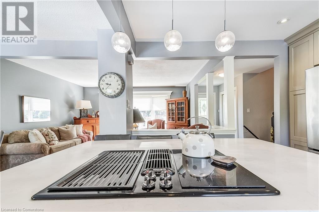 5203 Broughton Crescent, Burlington, Ontario  L7L 3C1 - Photo 16 - 40739900