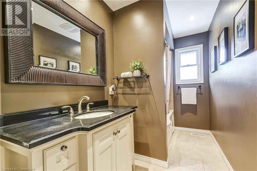 5203 Broughton Crescent, Burlington, Ontario  L7L 3C1 - Photo 23 - 40739900