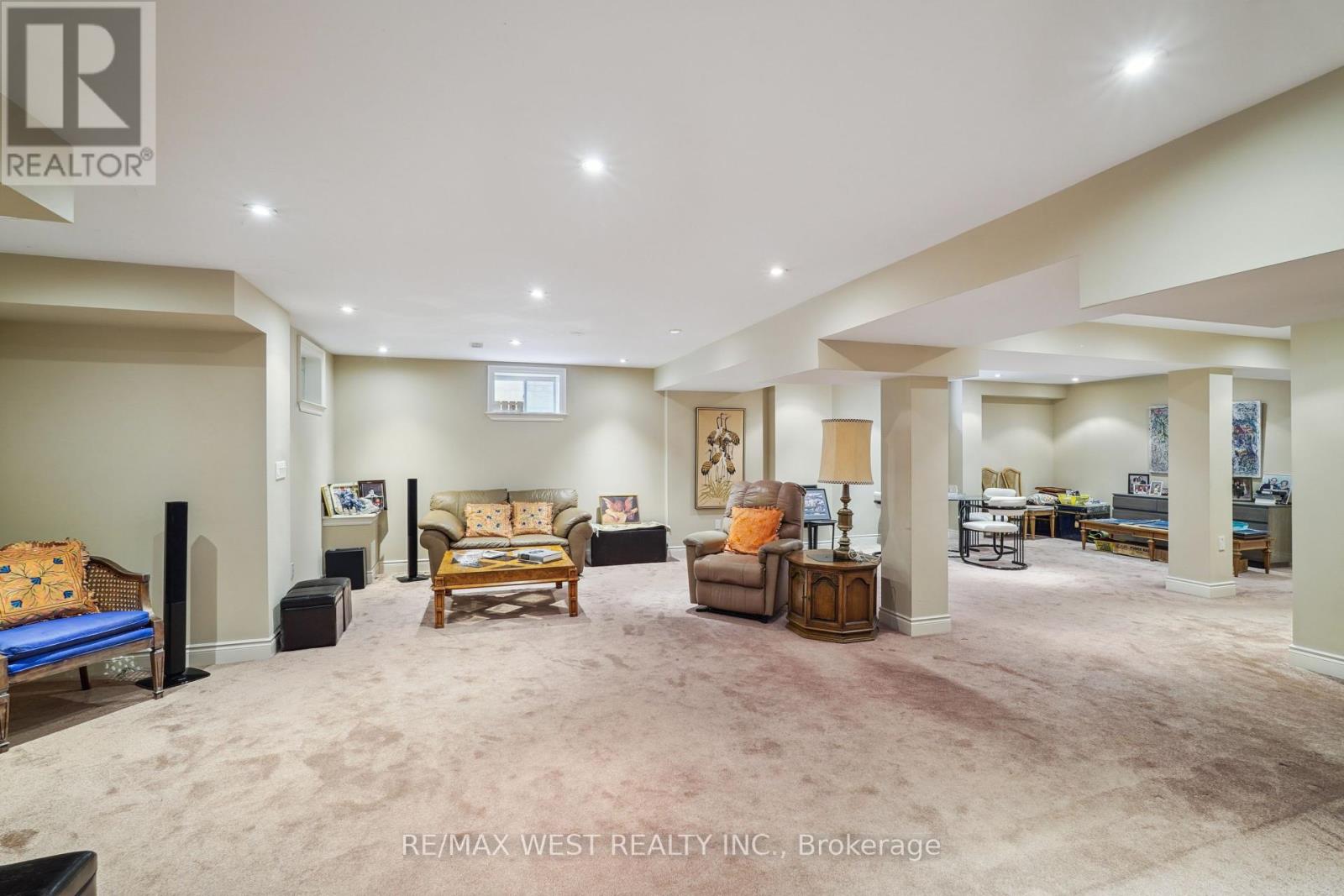 160 Townsgate Drive, Vaughan, Ontario  L4J 8J5 - Photo 11 - N12199508