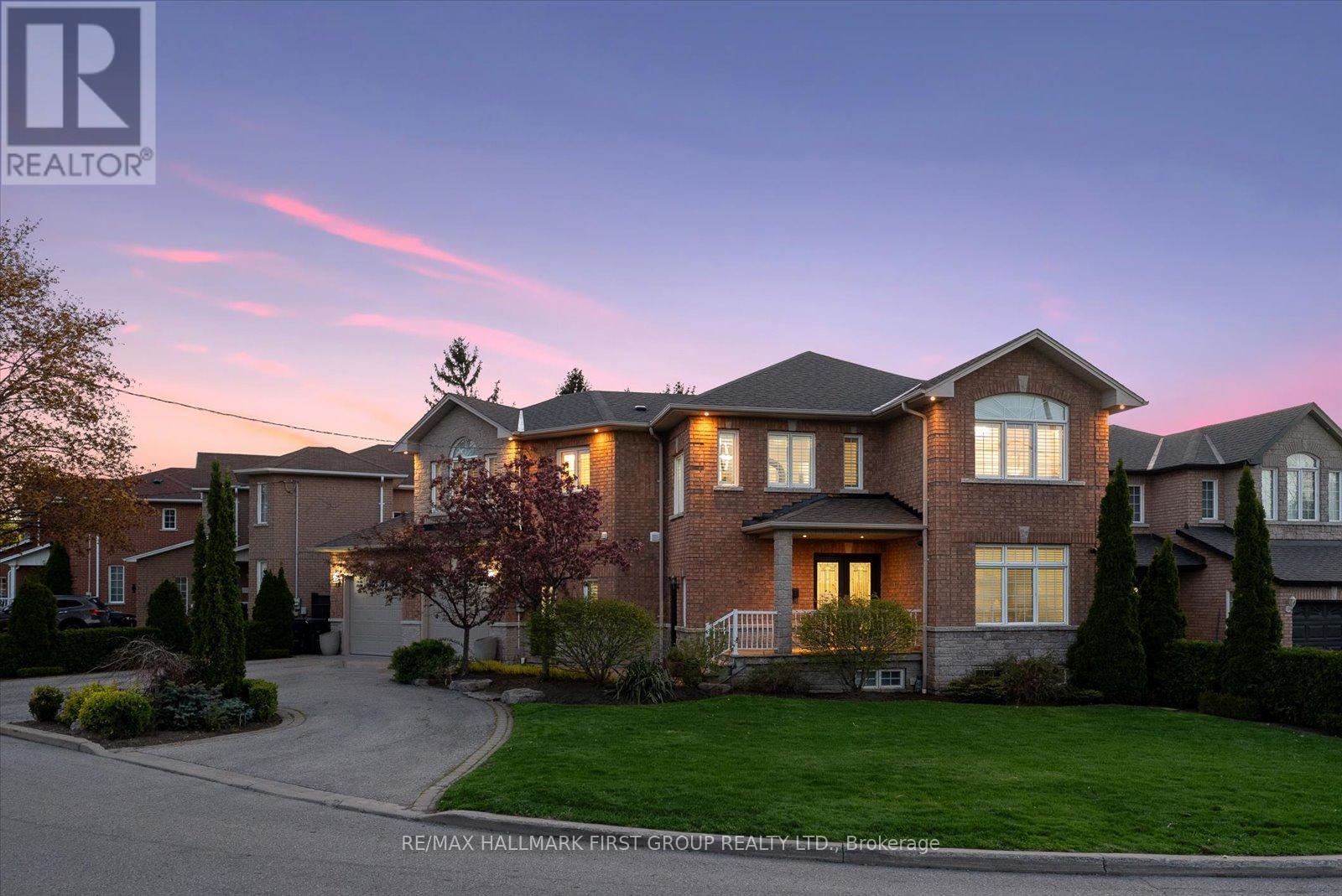 Property at 60 BRENDA CRESCENT image 3