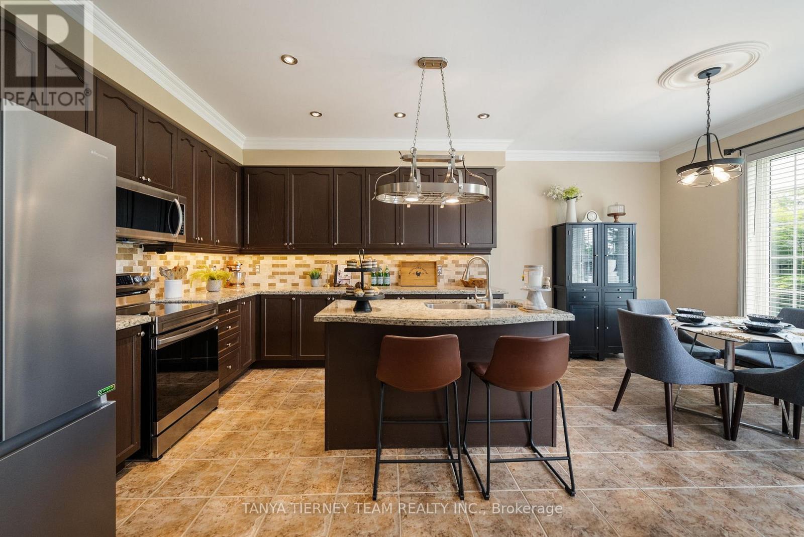 116 Cachet Boulevard, Whitby, Ontario  L1M 2M5 - Photo 16 - E12216784