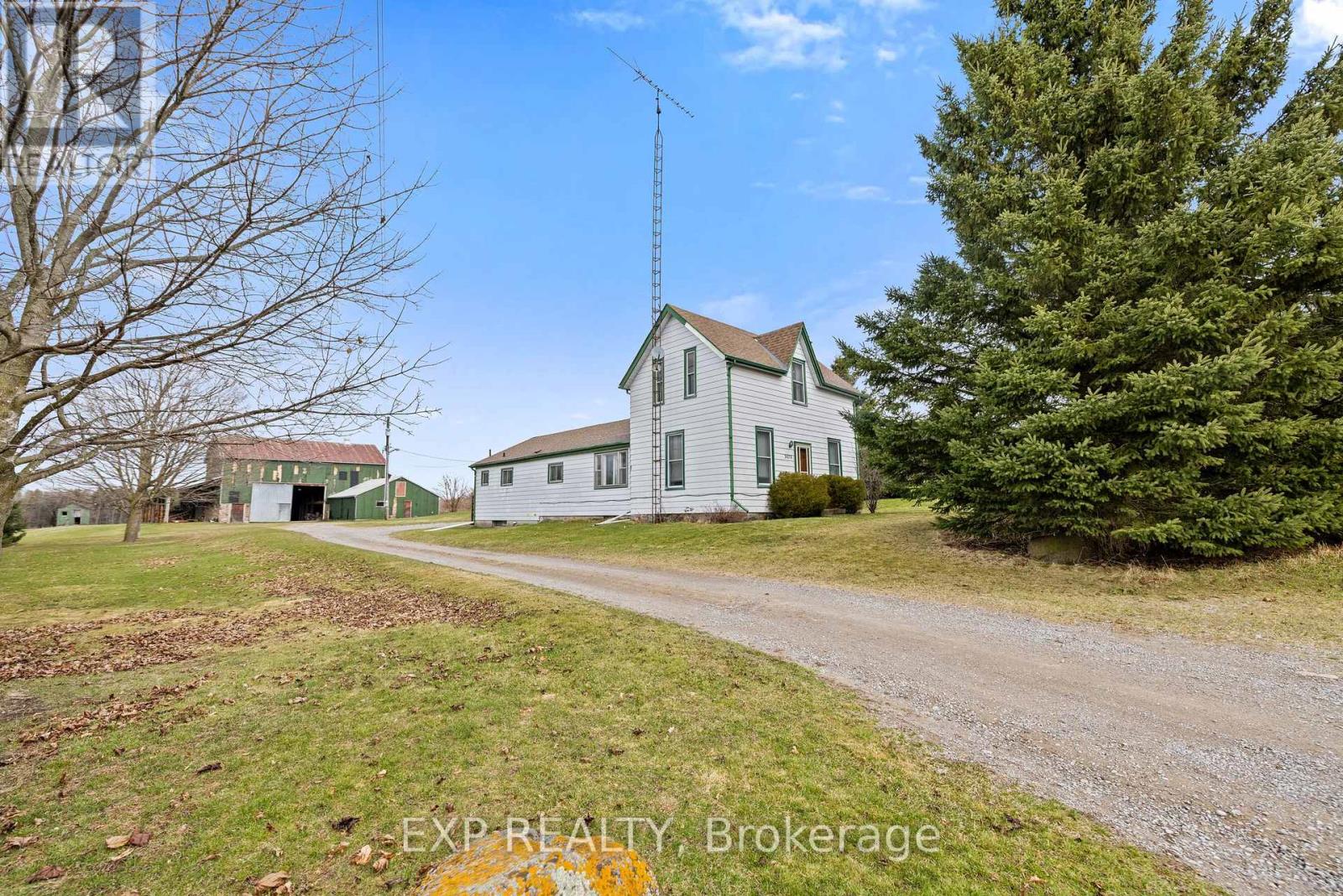 3070 Taunton Road E, Clarington, Ontario  L1C 7A6 - Photo 3 - E12216825