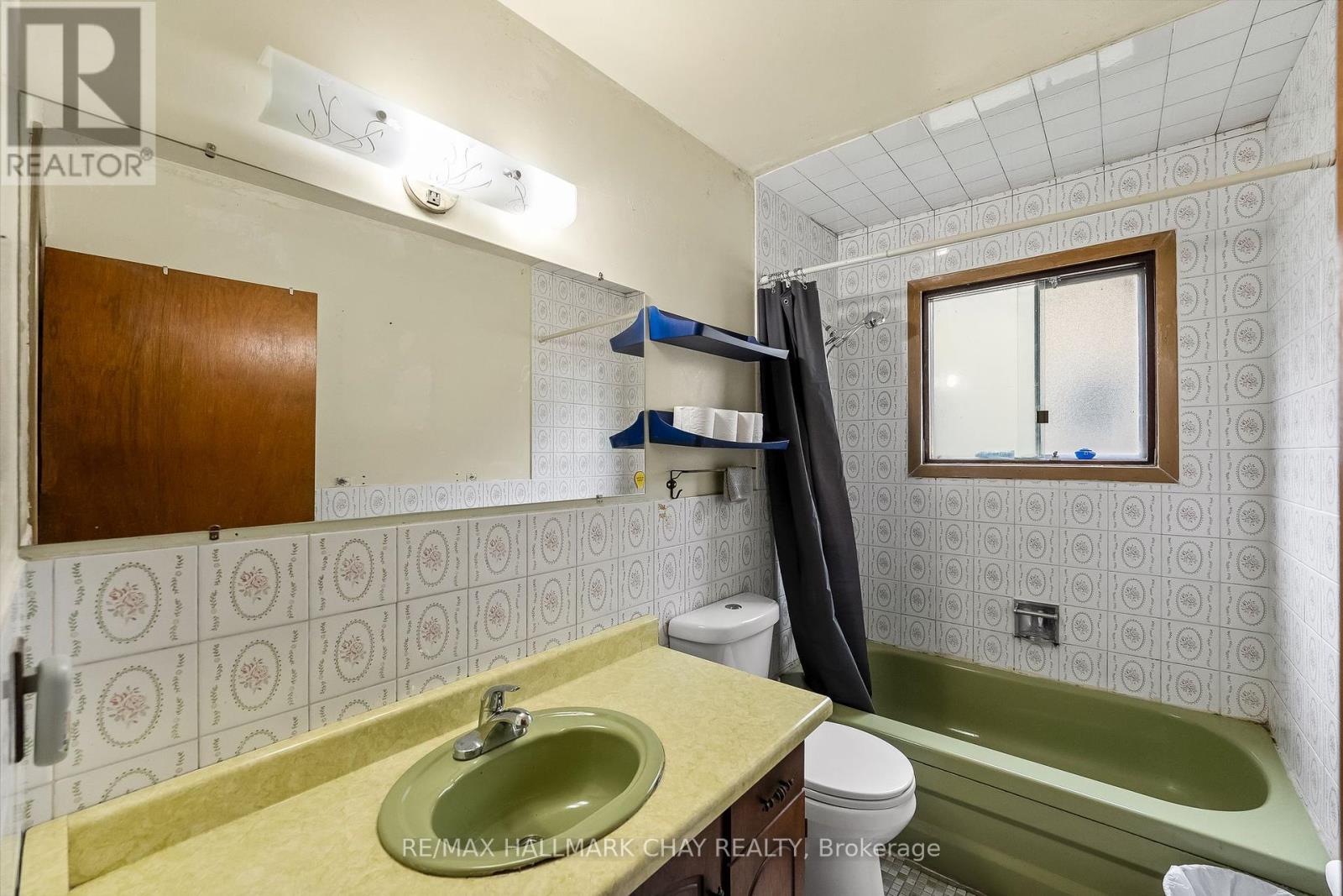 16 Elgin Street, Ajax (Central), Ontario  L1S 1X1 - Photo 16 - E12216875