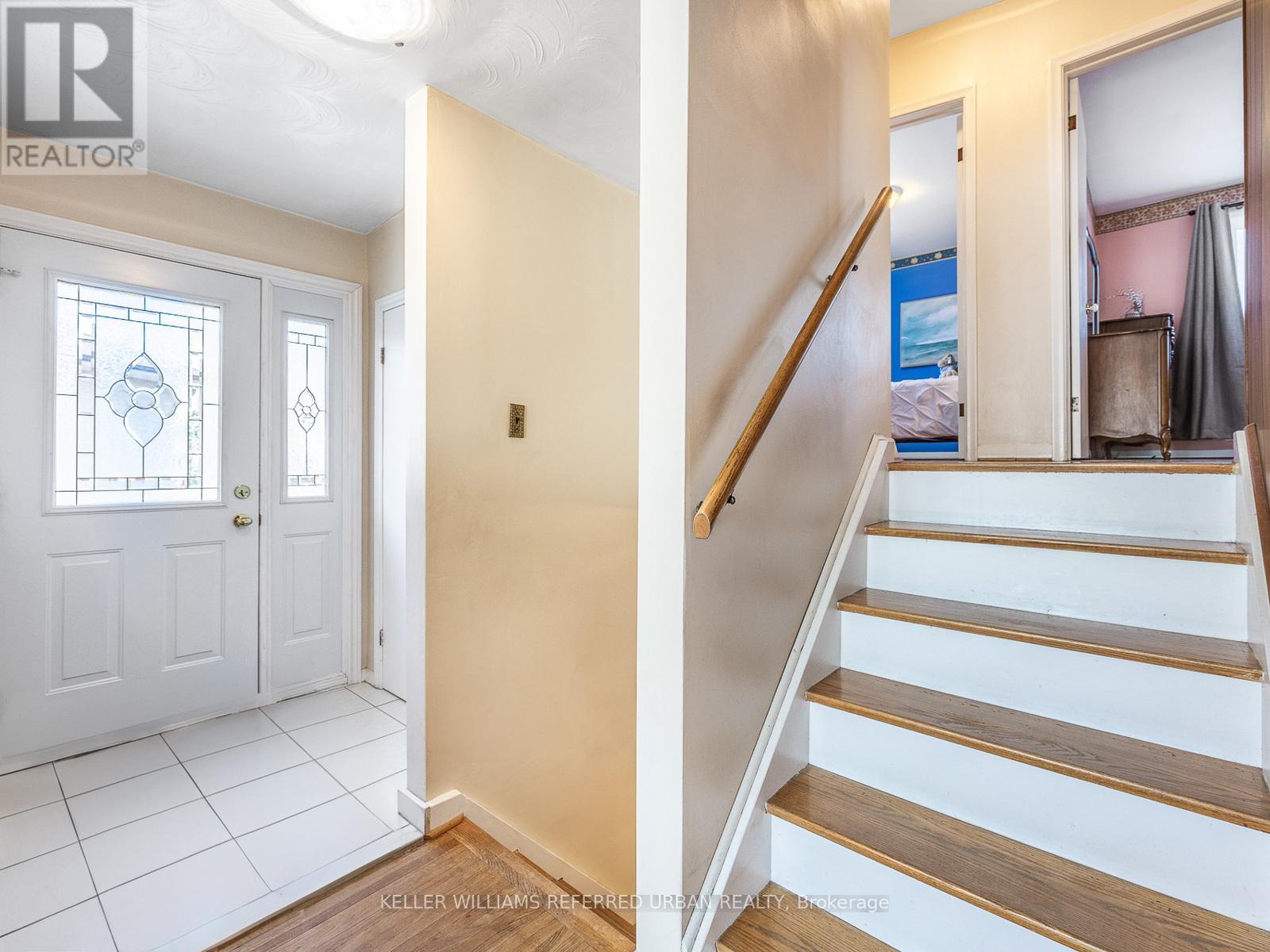 10 Frolick Crescent, Toronto (Morningside), Ontario  M1G 3E7 - Photo 3 - E12216877