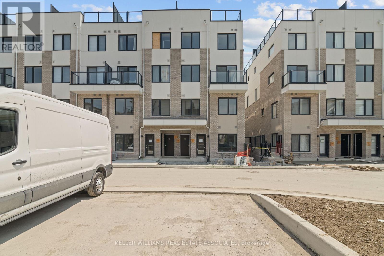 120 - 1695 DERSAN STREET, Pickering, Ontario