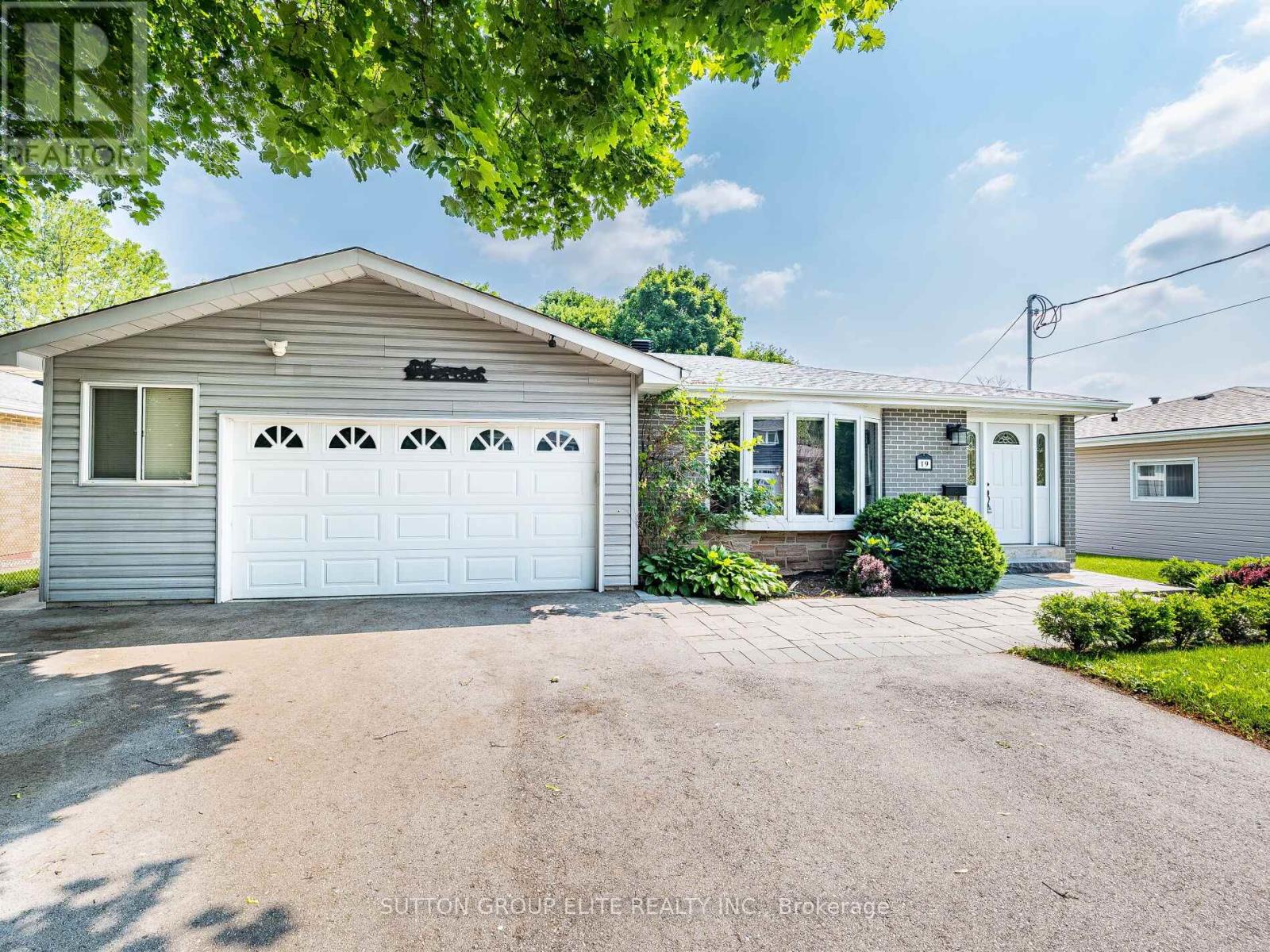 19 JOYCELYN CRESCENT, Halton Hills, Ontario