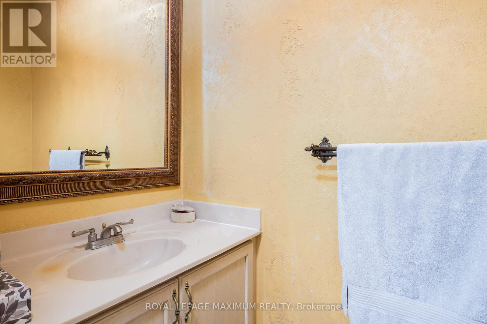 45 Windrose Court, Vaughan (East Woodbridge), Ontario  L4L 9G9 - Photo 20 - N12216865