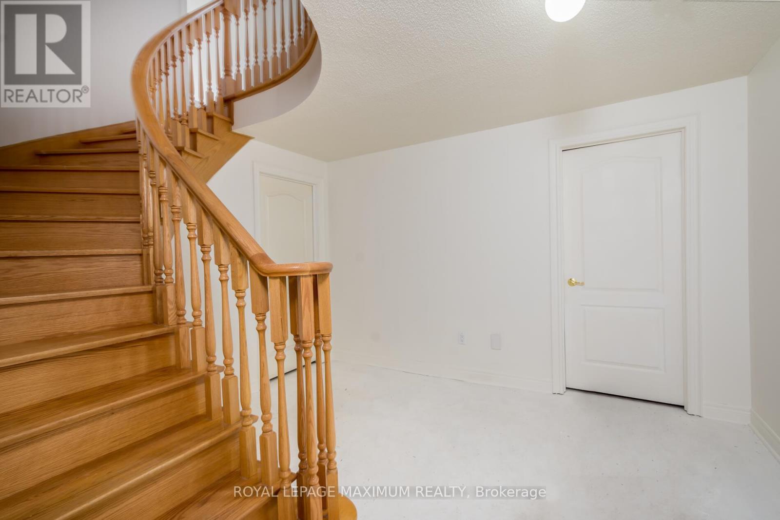 45 Windrose Court, Vaughan (East Woodbridge), Ontario  L4L 9G9 - Photo 32 - N12216865