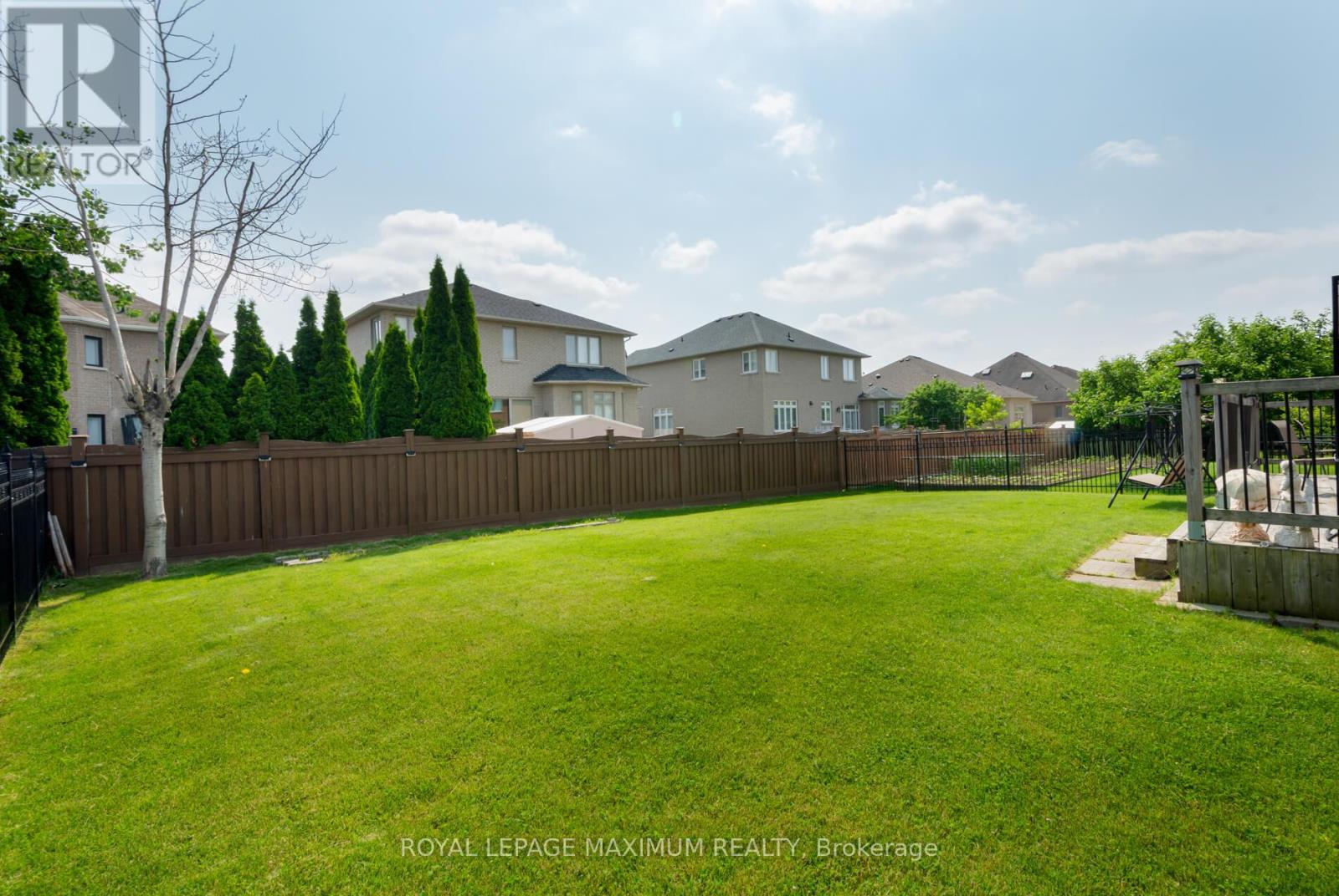 45 Windrose Court, Vaughan (East Woodbridge), Ontario  L4L 9G9 - Photo 38 - N12216865