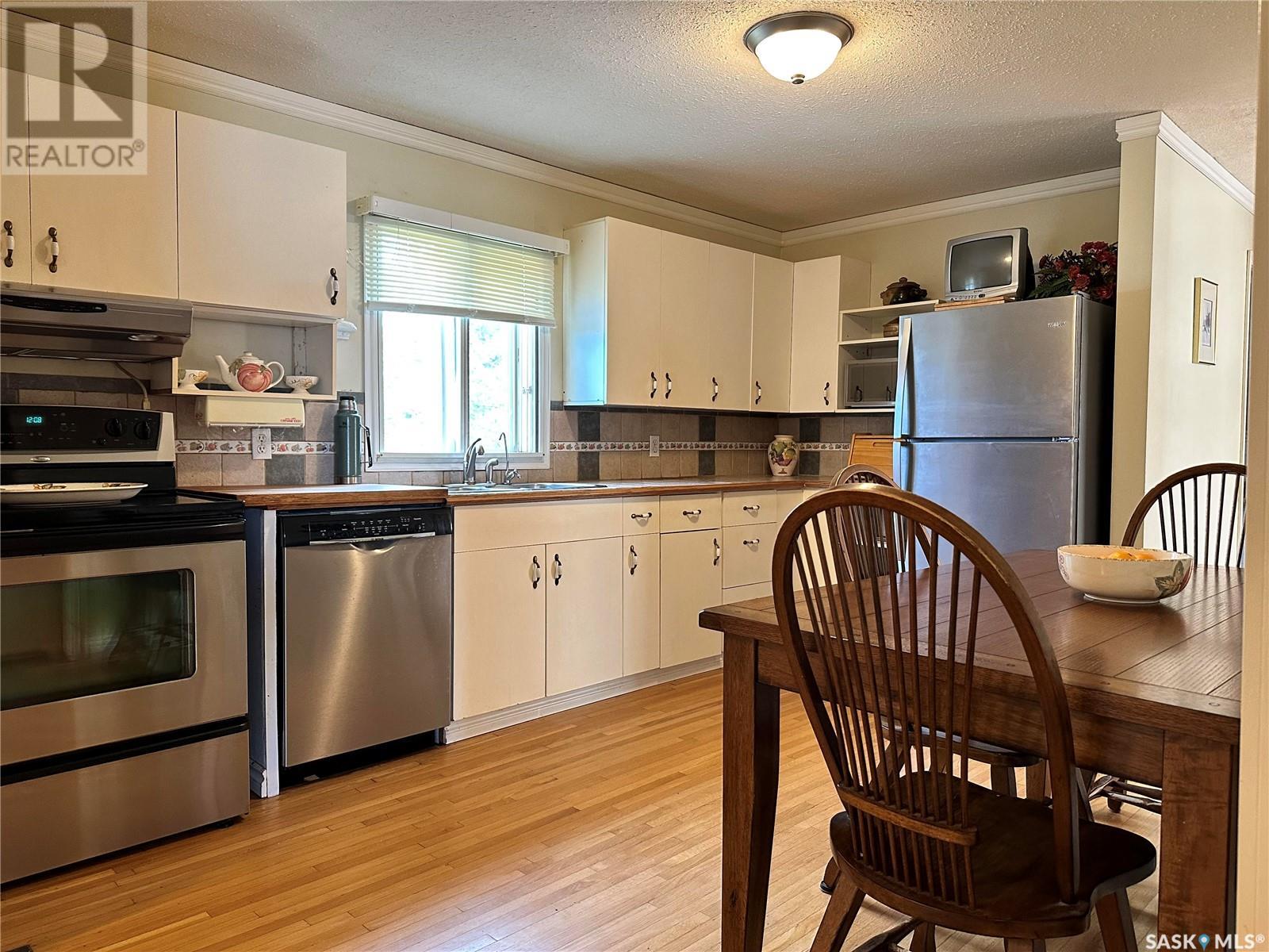 309 3rd Street S, St. Brieux, Saskatchewan  S0K 3V0 - Photo 9 - SK009310