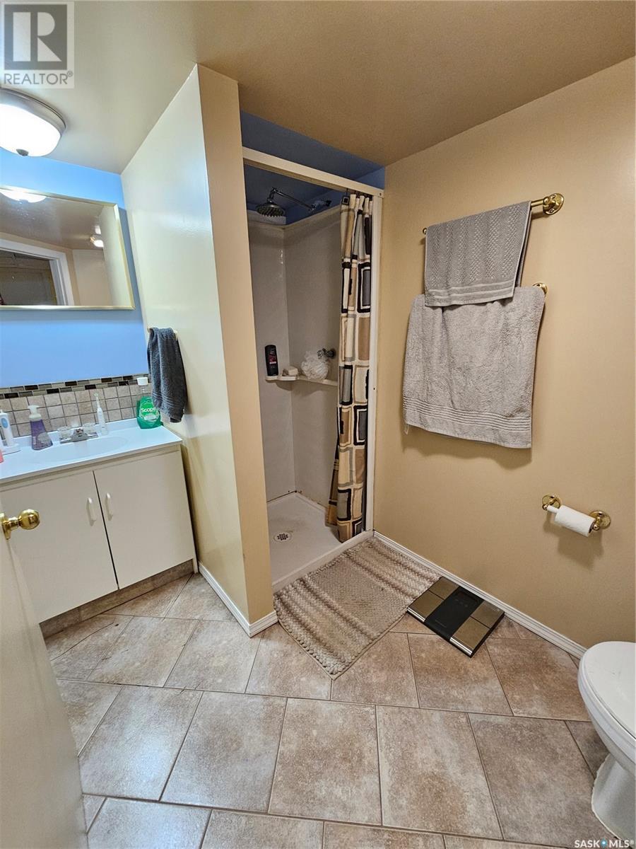1051 Montgomery Street, Moose Jaw, Saskatchewan  S6H 2W9 - Photo 17 - SK009276