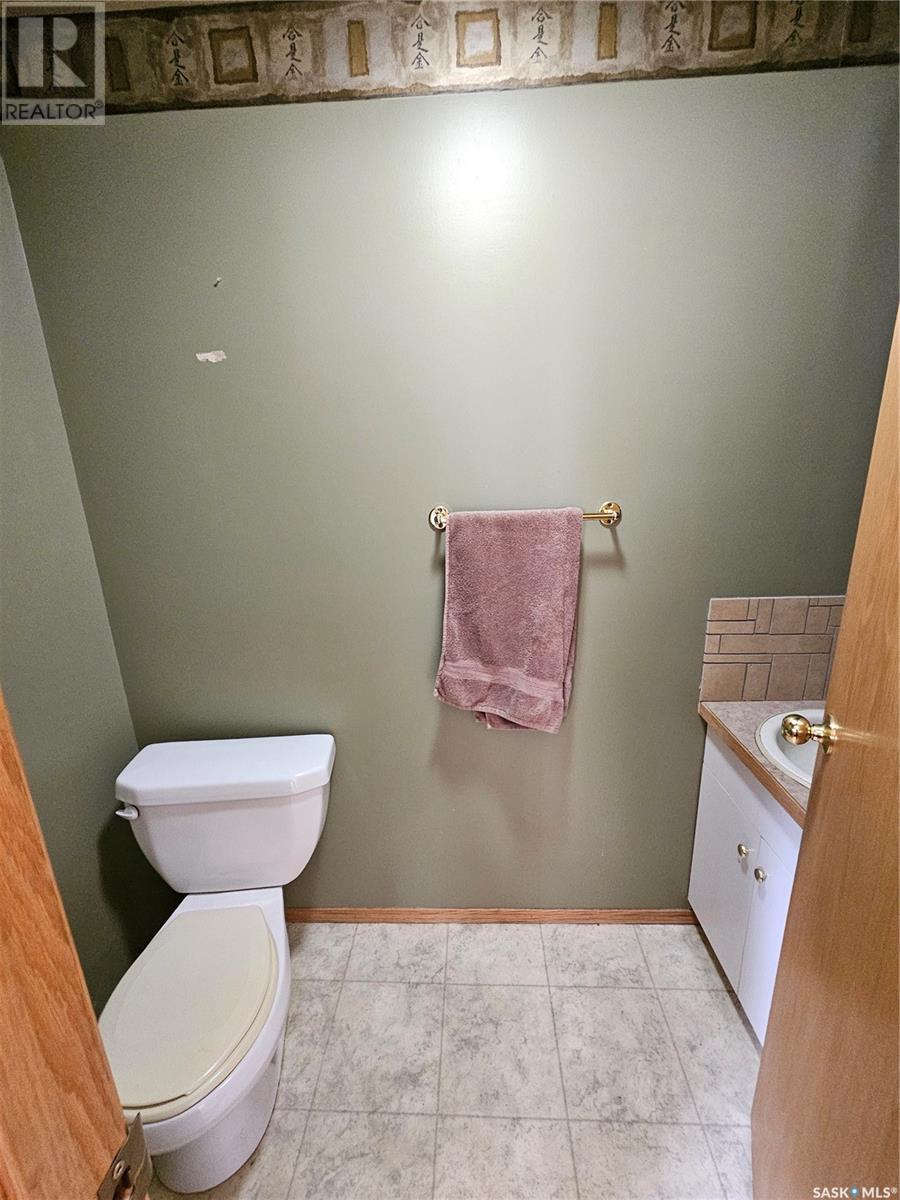 1051 Montgomery Street, Moose Jaw, Saskatchewan  S6H 2W9 - Photo 7 - SK009276
