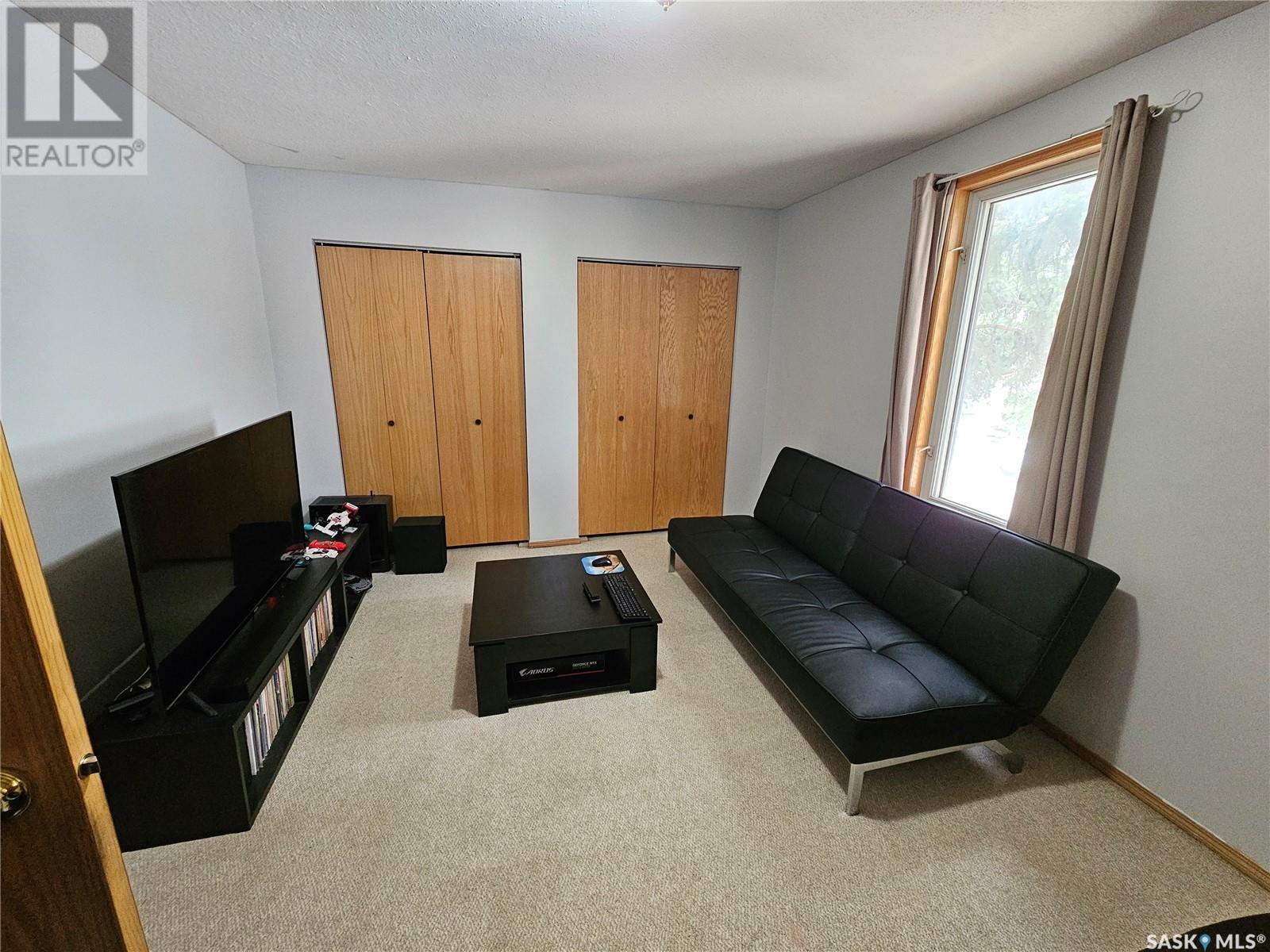 1051 Montgomery Street, Moose Jaw, Saskatchewan  S6H 2W9 - Photo 9 - SK009276