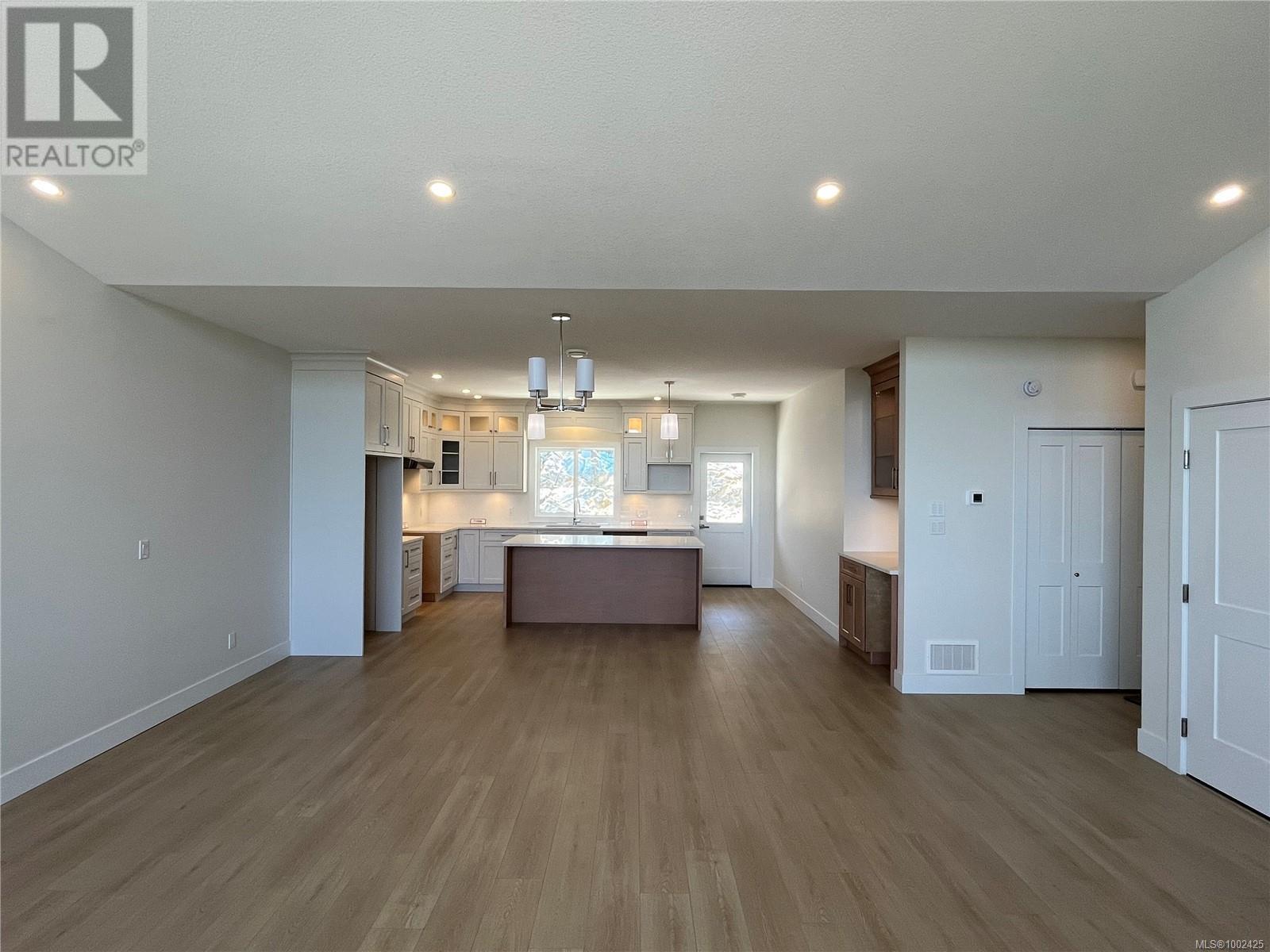 Property at 664 Farrell Rd image 2