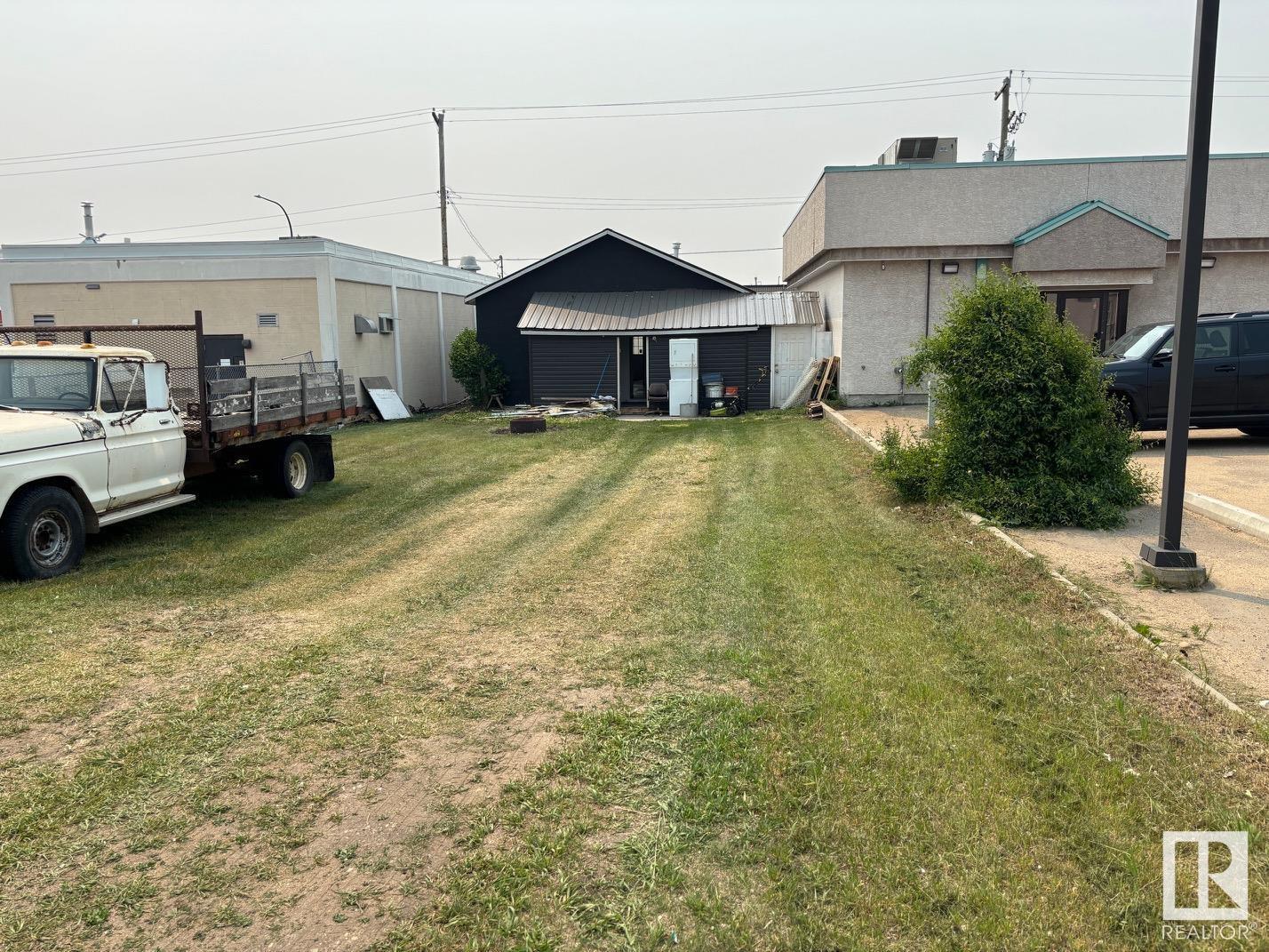 4926 50 Av, Elk Point, Alberta  T0A 1A0 - Photo 2 - E4442043