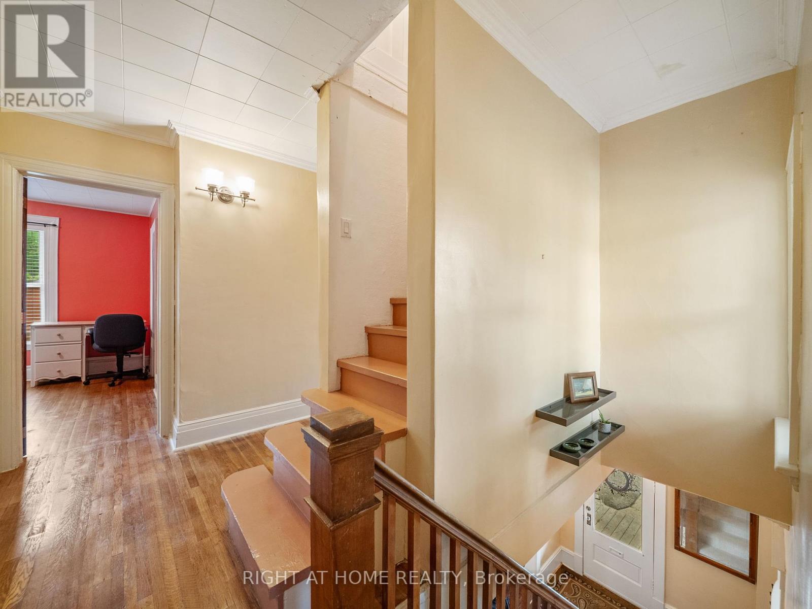 251 Laclie Street, Orillia, Ontario  L3V 4N8 - Photo 21 - S12216807