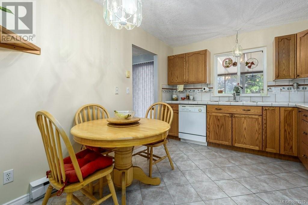 2267 Nitnat Pl, Courtenay, British Columbia  V9N 9E4 - Photo 11 - 1003282