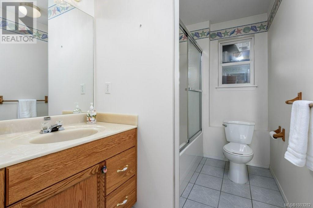 2267 Nitnat Pl, Courtenay, British Columbia  V9N 9E4 - Photo 24 - 1003282