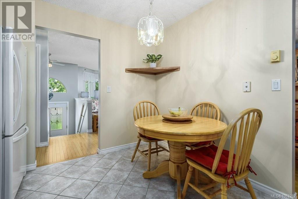 2267 Nitnat Pl, Courtenay, British Columbia  V9N 9E4 - Photo 12 - 1003282