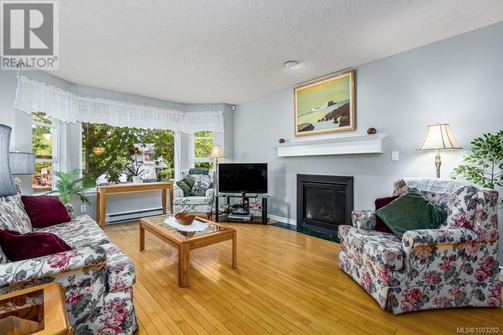 2267 Nitnat Pl, Courtenay, British Columbia  V9N 9E4 - Photo 5 - 1003282