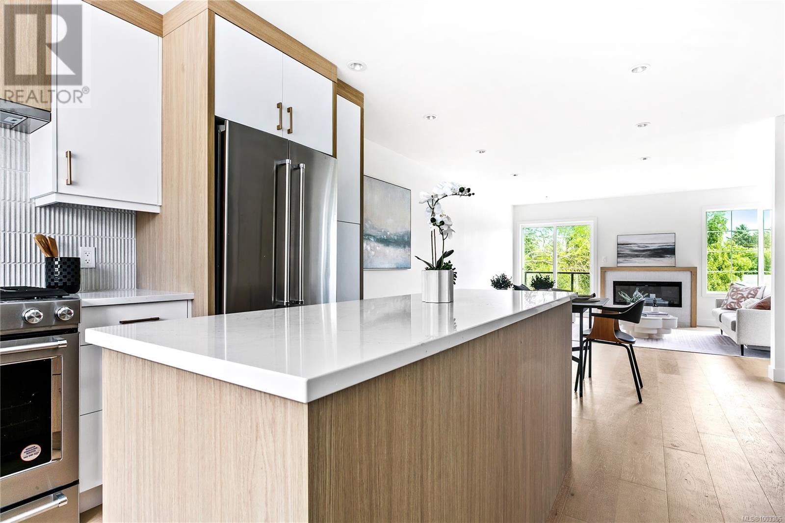 Unit 5 3907 Cedar Hill Rd, Saanich, British Columbia  V8P 3Z8 - Photo 13 - 1003306