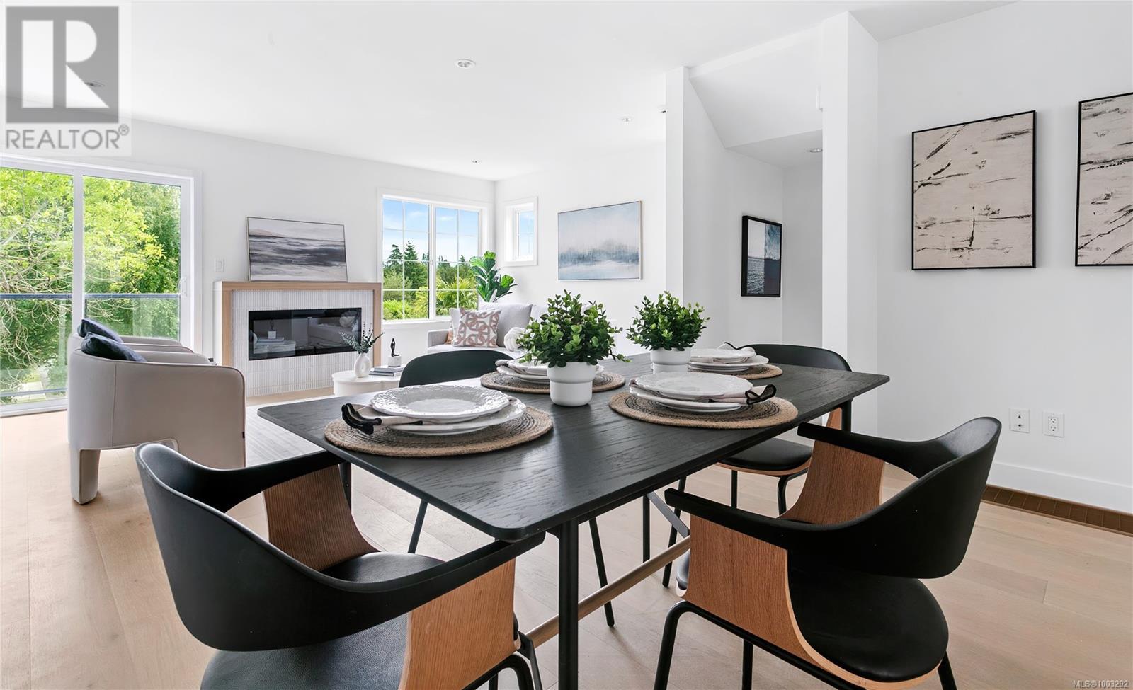 Unit 4 3907 Cedar Hill Rd, Saanich, British Columbia  V8P 3Z8 - Photo 10 - 1003292