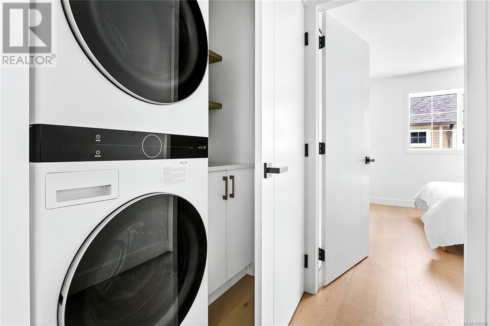 Unit 4 3907 Cedar Hill Rd, Saanich, British Columbia  V8P 3Z8 - Photo 31 - 1003292