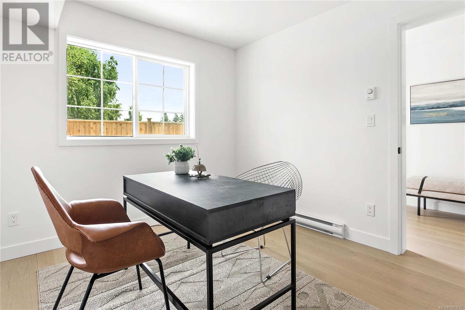 Unit 3 3907 Cedar Hill Rd, Saanich, British Columbia  V8P 3Z8 - Photo 32 - 1003217