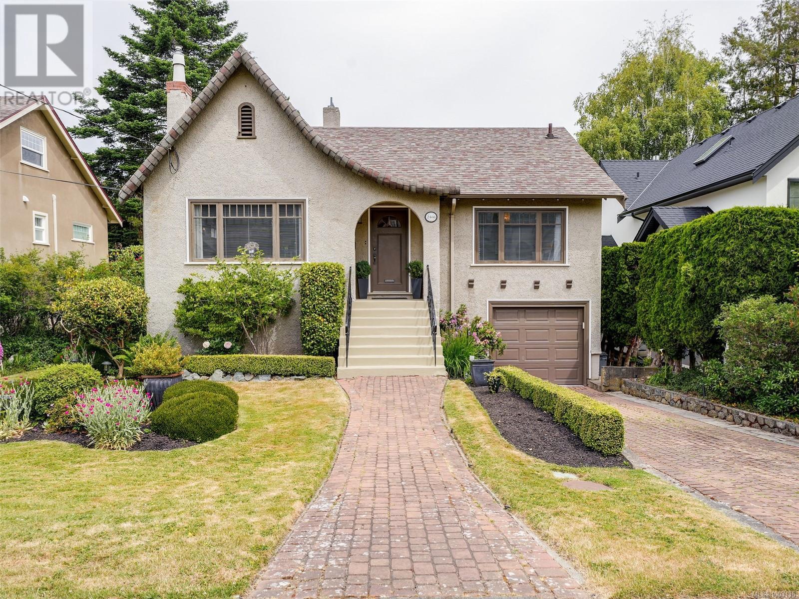 2488 Central Ave, Oak Bay, British Columbia