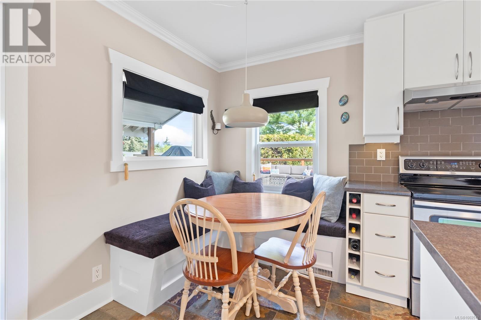 130 Hampton Rd, Saanich, British Columbia  V8Z 1G7 - Photo 21 - 1002512