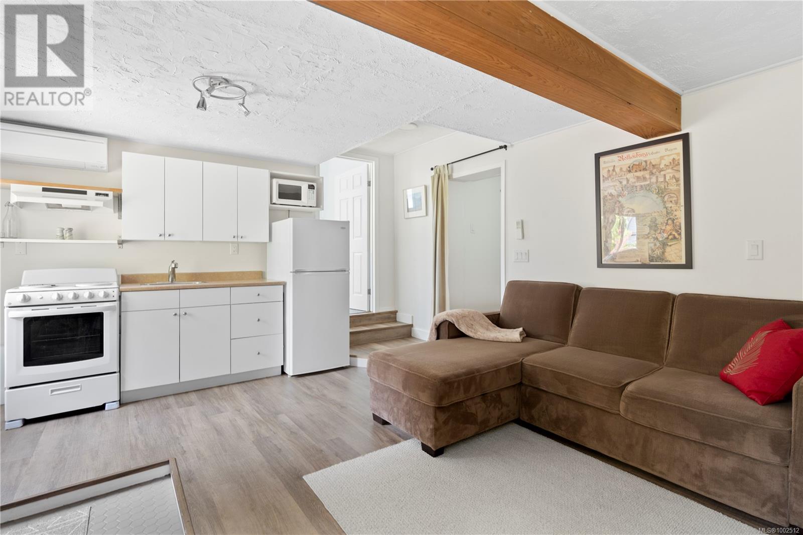 130 Hampton Rd, Saanich, British Columbia  V8Z 1G7 - Photo 31 - 1002512