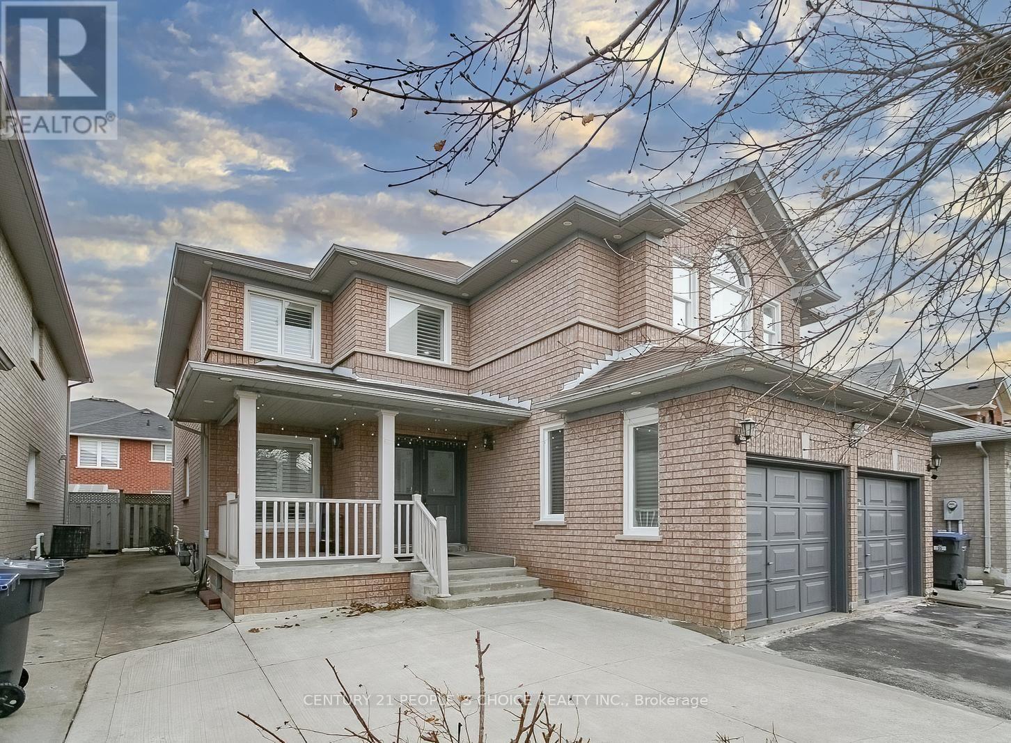 Main - 37 Deerglen Drive, Brampton, Ontario  L6R 1M3 - Photo 3 - W12216657
