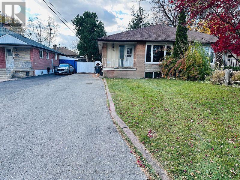 10 ALOMA (UPPER LEVEL) CRESCENT, Brampton, Ontario