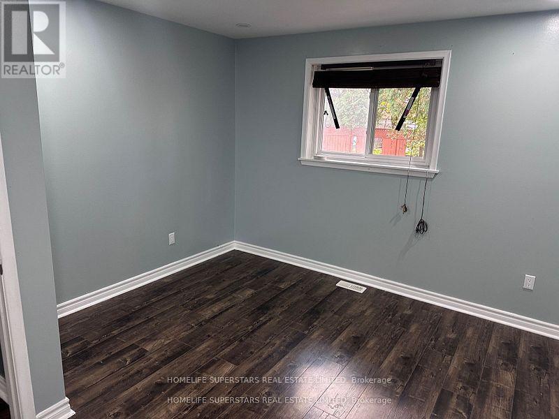 10 Aloma (Upper Level) Crescent, Brampton, Ontario  L6T 2N9 - Photo 18 - W12216663