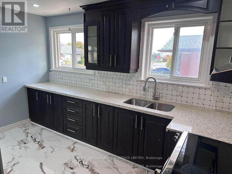 10 Aloma (Upper Level) Crescent, Brampton, Ontario  L6T 2N9 - Photo 6 - W12216663