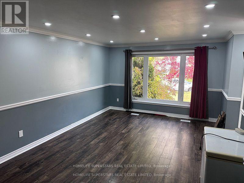 10 Aloma (Upper Level) Crescent, Brampton, Ontario  L6T 2N9 - Photo 7 - W12216663