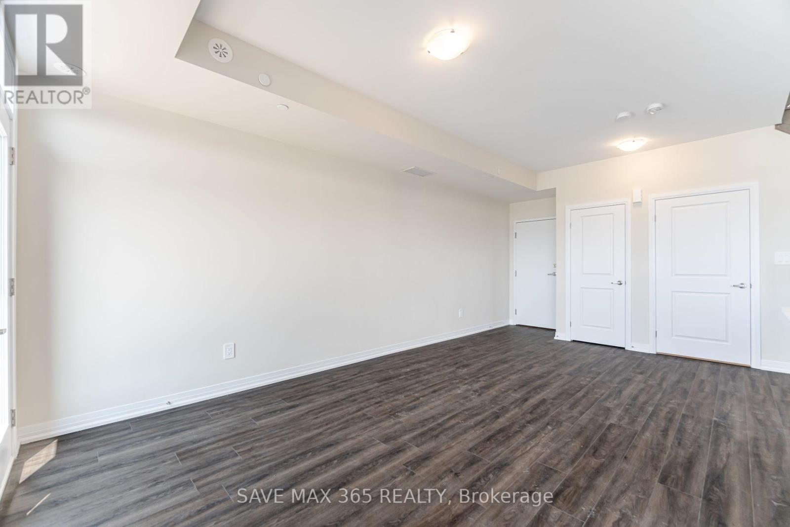 103 - 1565 Rose Way, Milton, Ontario  L9E 1N4 - Photo 10 - W12216675