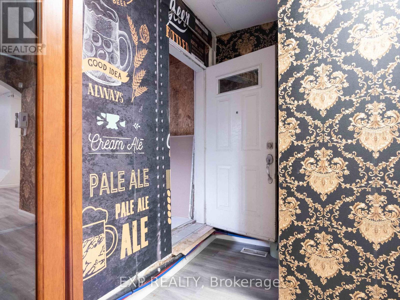 3052 Dundas Street W, Toronto, Ontario  M6P 1Z7 - Photo 24 - W12216692