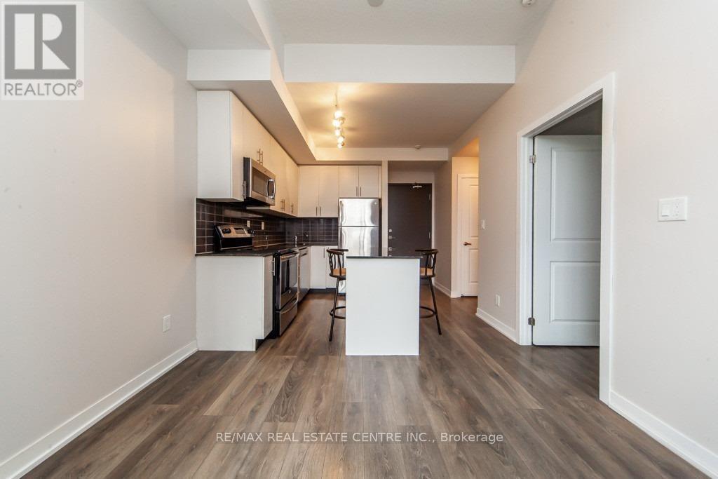 401 - 1284 Guelph Line, Burlington, Ontario  L7P 2S9 - Photo 13 - W12216724