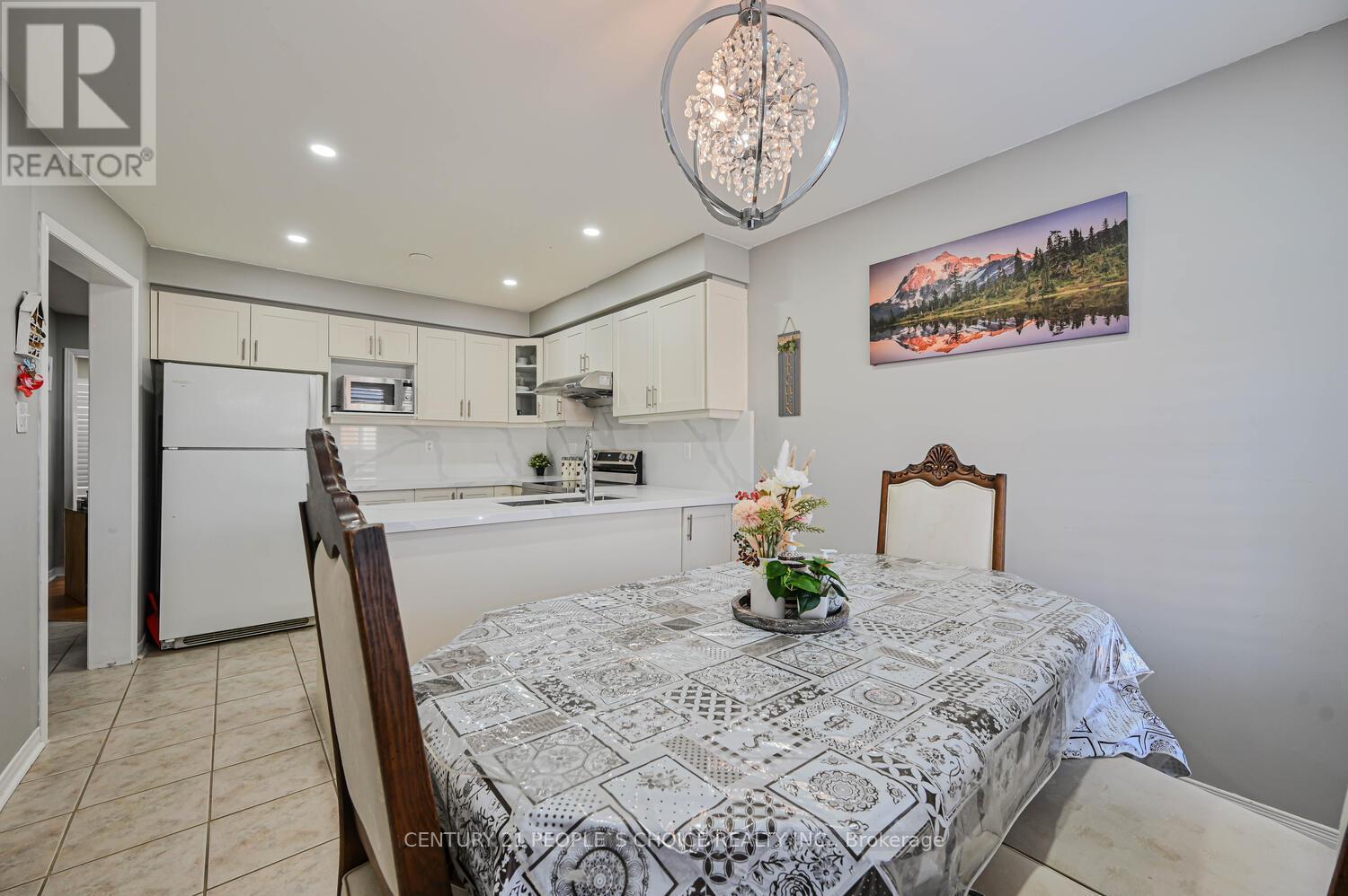 4 Domenico Crescent, Brampton, Ontario  L6P 1H5 - Photo 19 - W12216742