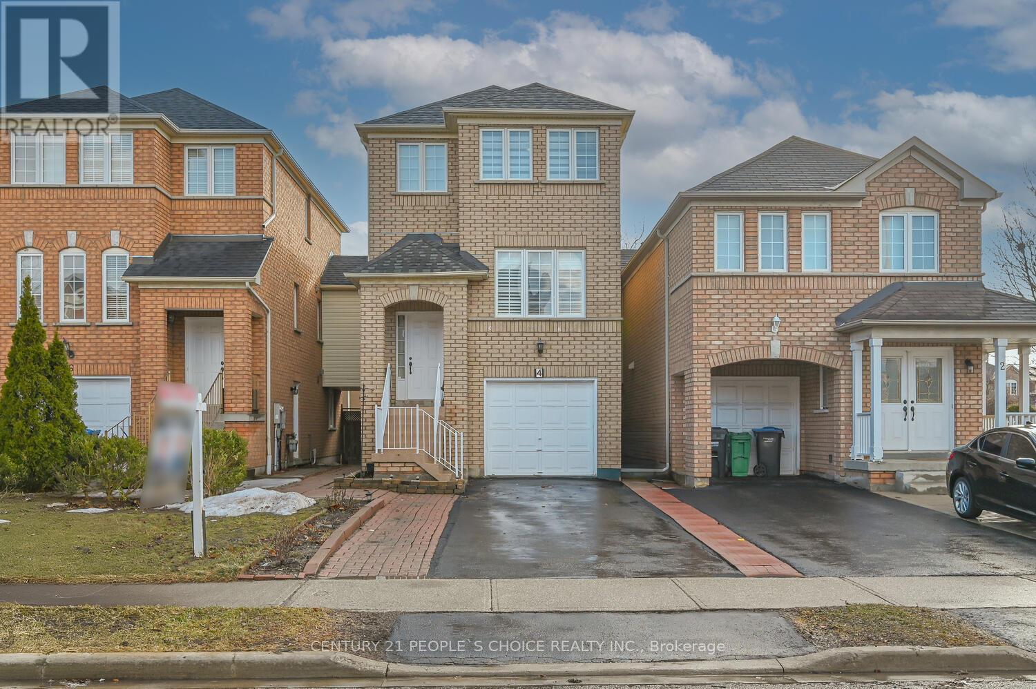 4 Domenico Crescent, Brampton, Ontario  L6P 1H5 - Photo 4 - W12216742